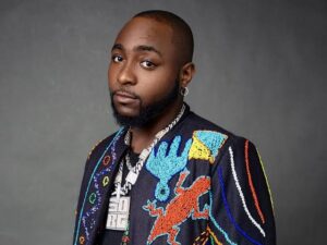 Senator Dino Melaye remarked thatDavido is the 001 of the Nigerian music industry